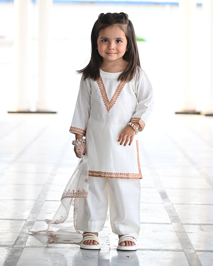 Embroidered-Lawn-K-03